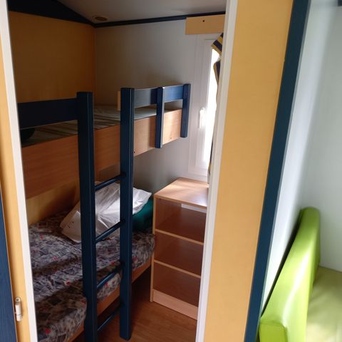 BUNGALOW 4 personnes - Sans sanitaire