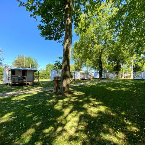 Stellplatz - 2 Pers + Elec 10 A