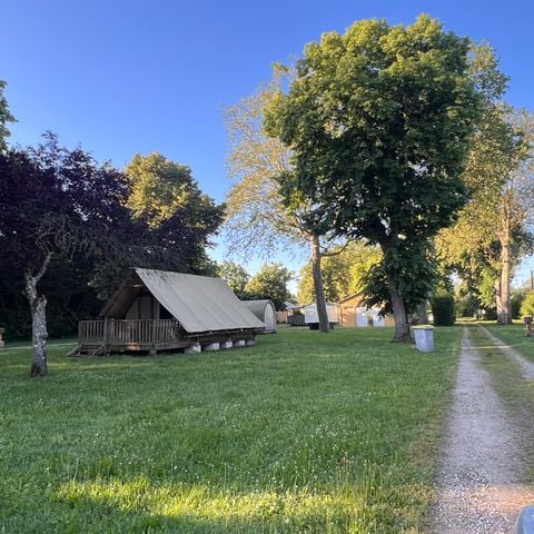 PLOT - WITH SANITARY FACILITIES