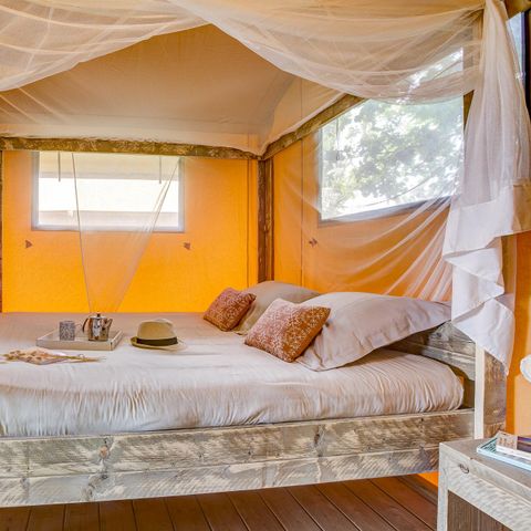 Canvas and wooden tent 4 persons - LODGE