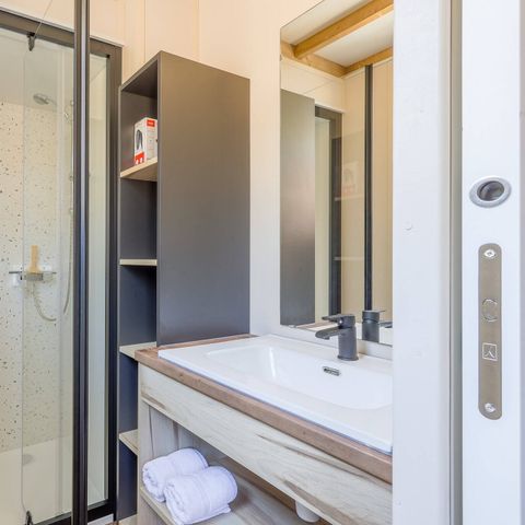 CHALET 5 persone - Chalet | Comfort | 2 Camere da letto | 5 Persone | Terrazza singola | 1 bagno | Aria condizionata