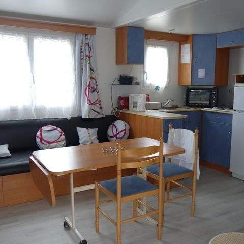 BUNGALOW 6 personnes - CAMPING ACAPULCO MH 3 chambres standard (mobil-home de + 12 ans) terrasse couverte 30m² 6 pers