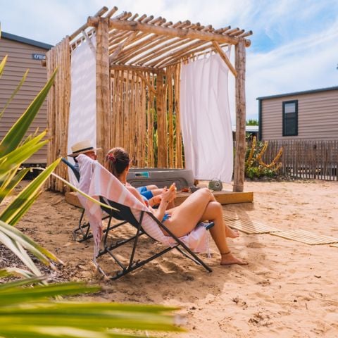 MOBILHOME 4 personnes - PALM 2ch avec SPA - quartier la Palmeraie