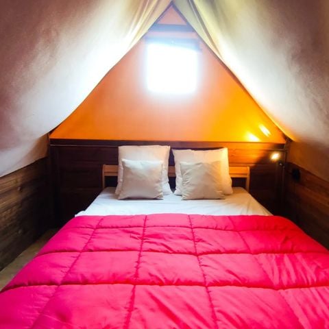 TIENDA DE LONA Y MADERA 4 personas - Tribe Lodge (sin instalaciones sanitarias)