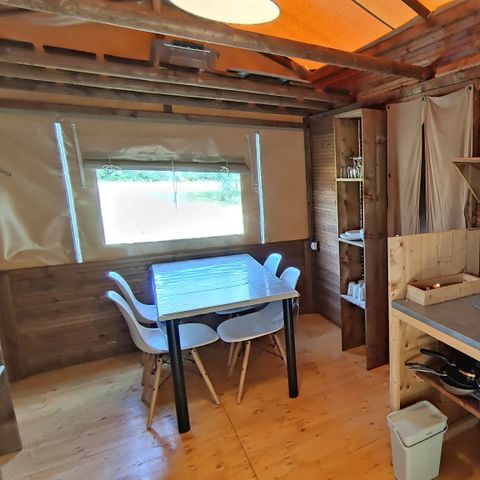 TIENDA DE LONA Y MADERA 4 personas - Tribe Lodge (sin instalaciones sanitarias)
