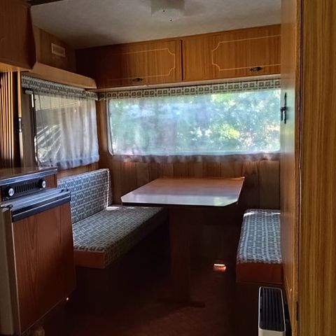 CARAVAN 4 people - year 70
