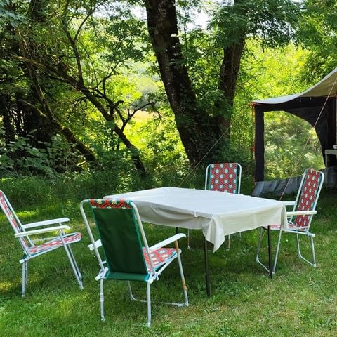 Caravan 4 personen - jaar 70