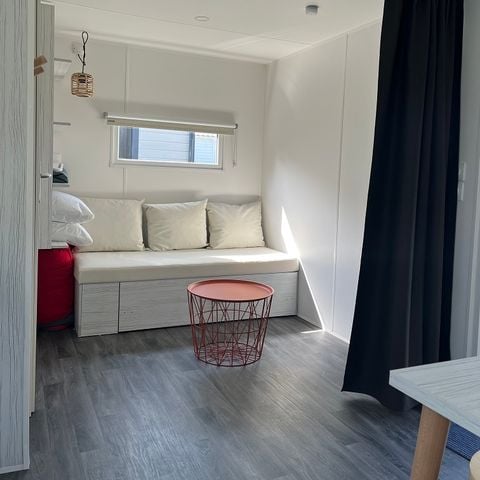 Tente en toile et en bois 4 personnes - Coco Salle d'O AVEC Sanitaire