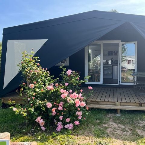Tente en toile et en bois 4 personnes - Coco Salle d'O AVEC Sanitaire