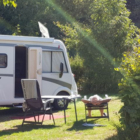 Pitch - Pitch Grand Confort 100 m² (Water + Sanitation + Electricity 10 amp)