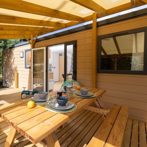 Mobilheim 6 personen - Bungalow Sapin - 32m² mit halbüberdachter Holzterrasse