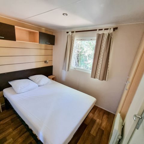 Mobilheim 4 Personen - Mobilheim Standard 30m² - 2 Schlafzimmer + Terrasse 10m² + TV + Klimaanlage 4 pers.