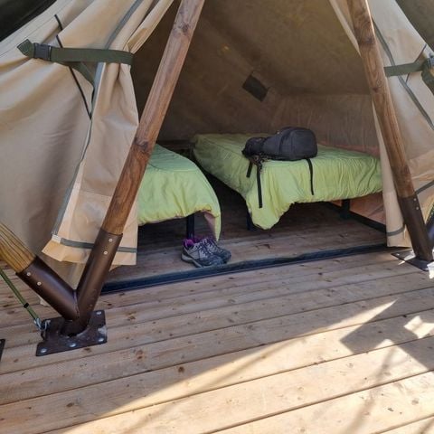 UNUSUAL ACCOMMODATION 2 people - Moorea