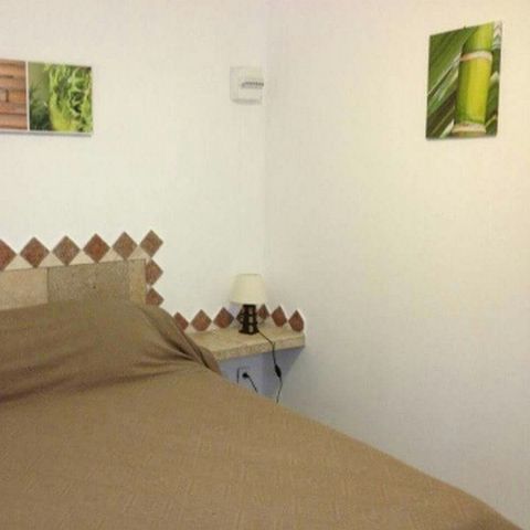 Bedroom 2 persons - Bruyère room with air conditioning and TV