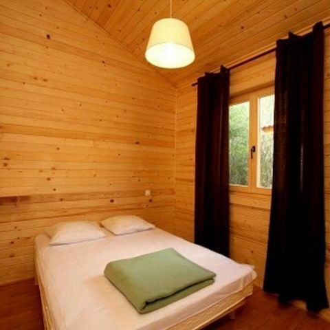 Chalet 6 personnes - Romarin - 2 chambres avec climatisation et TV