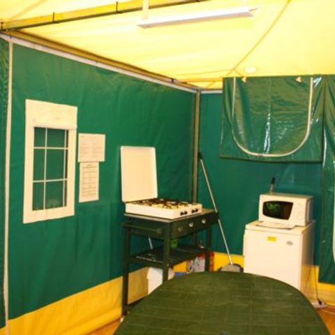 Tent 5 personen - Gemeubileerde tent Kiwi 25 m² + terras 9 m² + voortent 5 pers