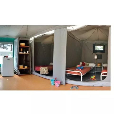 Tente en toile et en bois 4 personnes - Caraïbes 3 Pièces 4 Personnes Sans Sanitaires