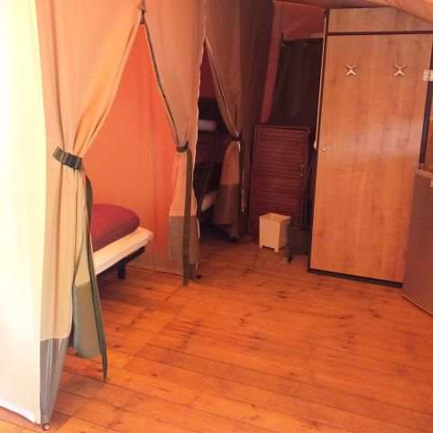 Tente en toile et en bois 4 personnes - Caraibe 3 Pièces 4 Personnes