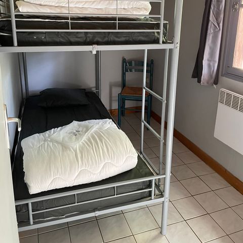 GÎTE 8 personnes - Gîte Famille 90 m² + terrasse couverte 8 pers