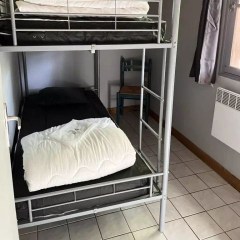 COUNTRY HOUSE 9 people - Family 5 Rooms 9 People + TV