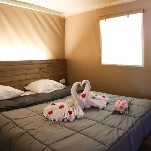 Tente en toile et en bois 6 personnes - Tente Lodge 3ch 6 pers