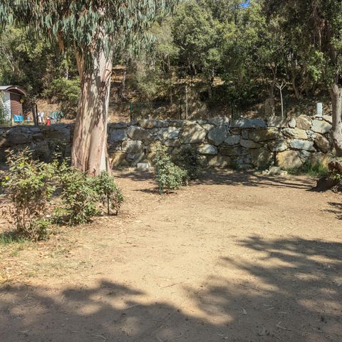 PIAZZOLA - Camper comfort (elettricità - fontana d'acqua privata)