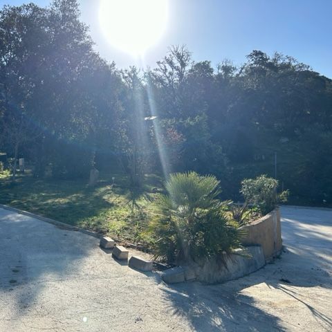 PLOT - Motorhome / Van / Caravan (V01 to V11) - Electricity