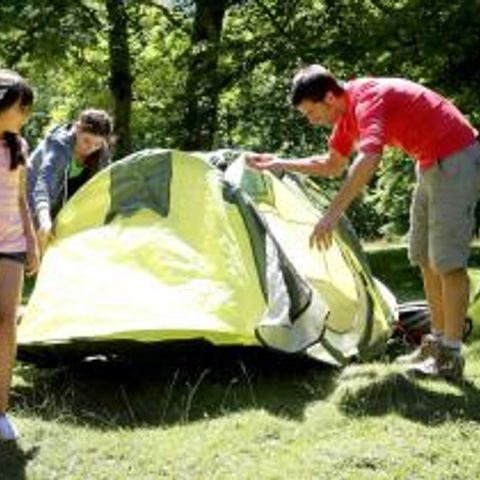 STAANPLAATS - Zonder elektriciteit