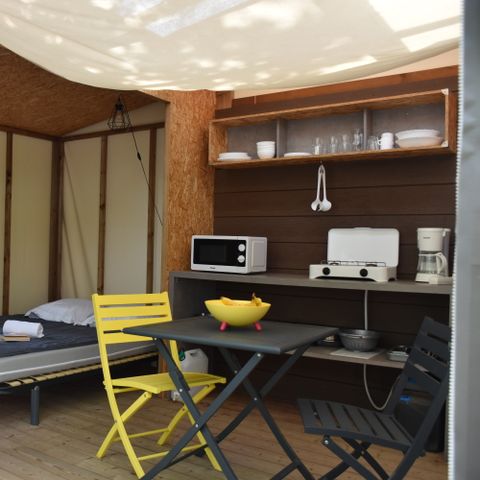 CANVAS AND WOOD TENT 4 people - Maori 2-room apartment sleeps 4