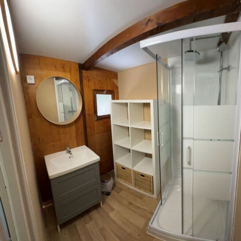 Chalet 4 persons - Wooden chalet sleeps 4 (2 bedrooms)