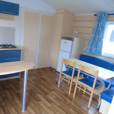 BUNGALOW 5 personnes - pour 4/5 personnes en zone K