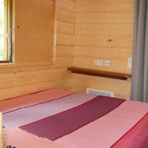 Hébergement 2 personnes - La roulotte 1 chambre avec sanitaires