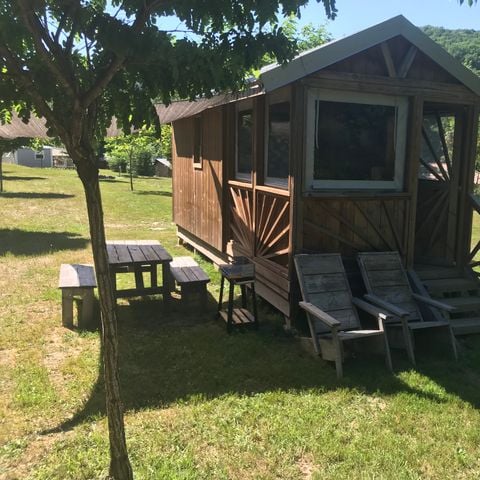 UNIEKE ACCOMMODATIE 2 personen - 1 slaapkamer caravan met sanitair