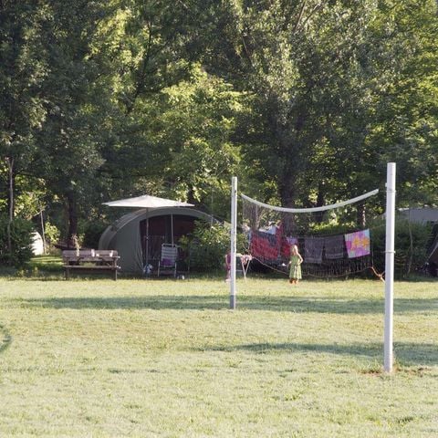 PARCELA - PAQUETE CONFORT Electricidad 10 Amp (requiere adaptador)