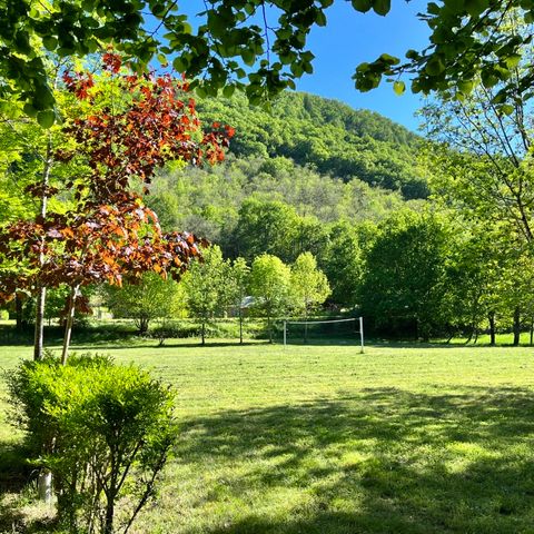 Pitch - PRAIRIE SIDE electricity 10 Amp (adaptor required) SEE DESCRIPTION FOR LOCATION NUMBERS