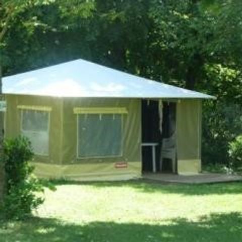 Canvas bungalow 5 persons - Without sanitary facilities