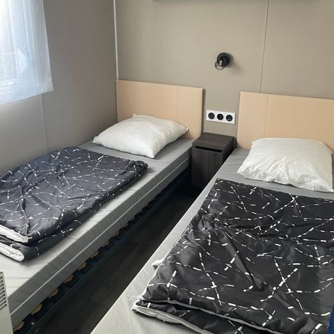 STACARAVAN 6 personen - Stacaravan CC266 - 45 m² - 3 slaapkamers - Airconditioning