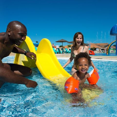 Tour Opérateur et particuliers sur camping Les Charmettes - Funpass non inclus Tour Opérateur et particuliers sur camping Les Charmettes - Funpass non inclus - Camping Charente-Maritime - Image N°10