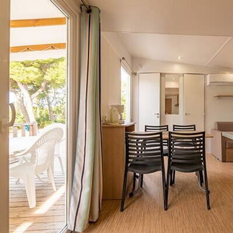 Mobilheim 6 personen - Mobilheim | Comfort | 2 Zi. | 4/6 Pers. | Erhöhte Terrasse | 1 Bad | Klim.