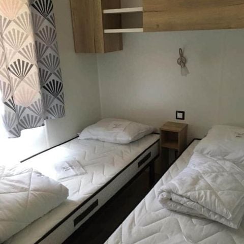 Stacaravan 8 personen - 3 slaapkamers 1 badkamer - 422 MFY