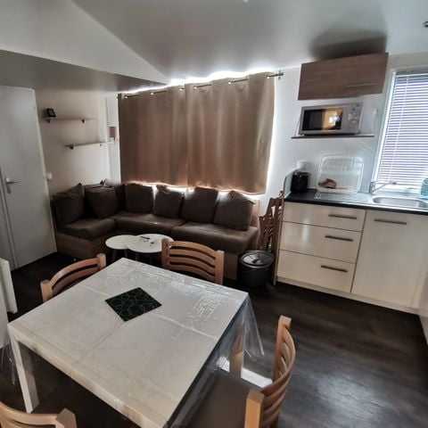 Stacaravan 8 personen - 3 slaapkamers 1 badkamer - C14 MFY