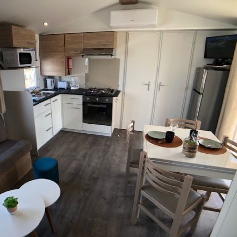 Stacaravan 8 personen - 3 slaapkamers 1 badkamer - H10 MFY
