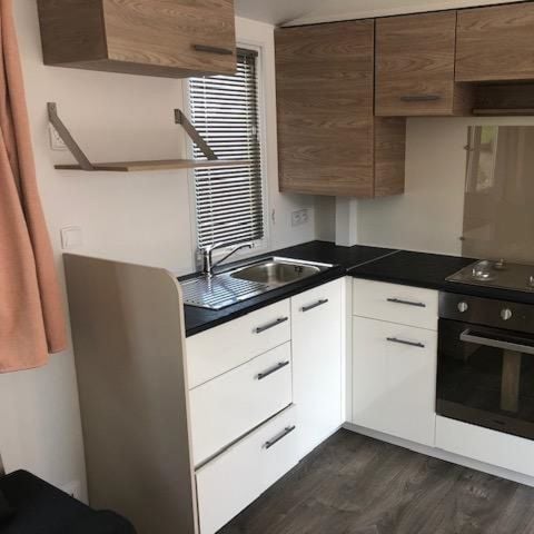 Stacaravan 8 personen - 3 slaapkamers 1 badkamer - 410 MFY