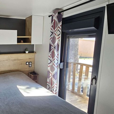 BUNGALOW 4 personnes - Mobil-home 2 chambres - NEW V 513