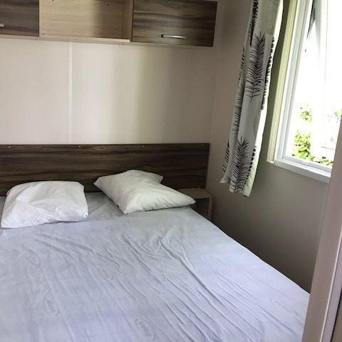 MOBILHOME 8 personas - 599 IRM - Se ofrece 1 pase de diversión por 1 semana reservada y 2 pases de diversión por 2 semanas reservadas (julio - agosto)