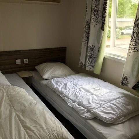 MOBILE HOME 8 people - 599 IRM - 1 fun pass offered for 1 week booked and 2 fun passes offered for 2 weeks booked (July - August)