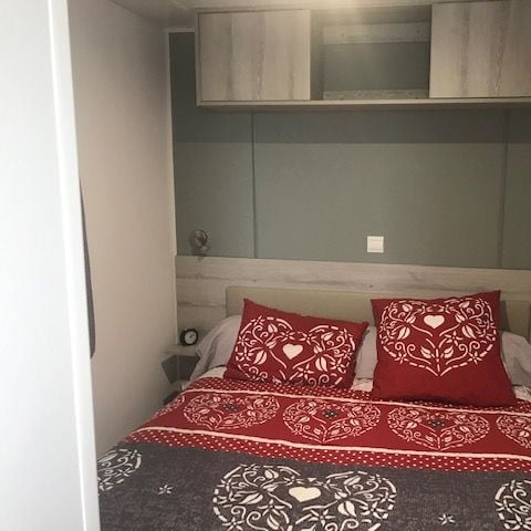 Stacaravan 6 personen - Particulier - Mme Salaun - 1 gratis funpas voor volwassenen