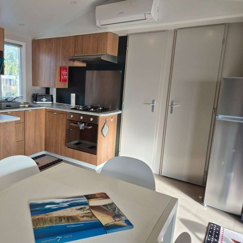 Stacaravan 6 personen - Stacaravan 2 slaapkamers - 2 badkamers - Contis AVENT2 MH 201