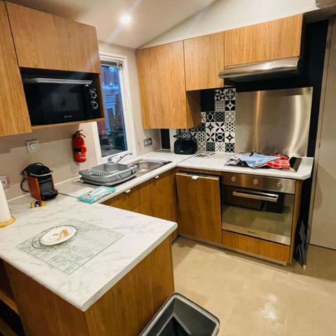 Stacaravan 6 personen - Stacaravan 2 slaapkamers - 2 badkamers - Contis AVENT2 MH 510