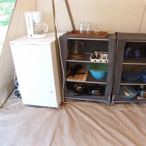 Tienda de lona y madera 4 personas - Tienda de lujo Karsten grande - sin instalaciones sanitarias